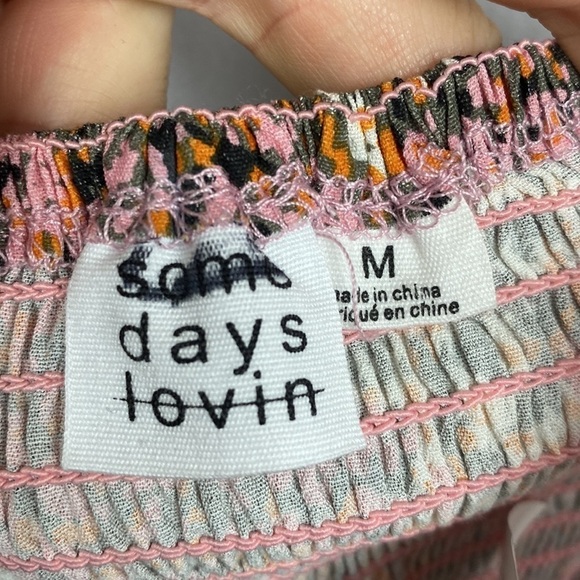 URBAN Outfitters Somedays Lovin Dream Boy Cropped Top - Size Medium - Picture 6 of 11